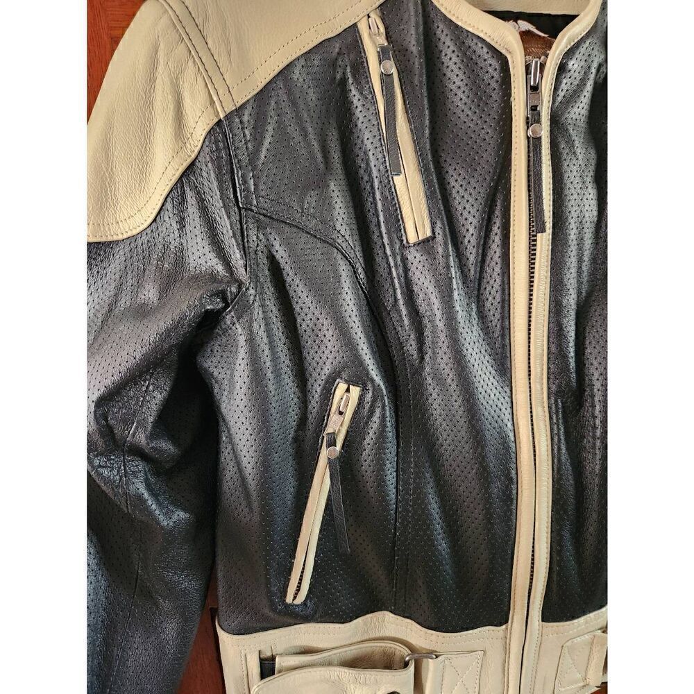 Harley-Davidson small cream and black leather jacket. Measures approx Length 23" - Picture 3 of 15